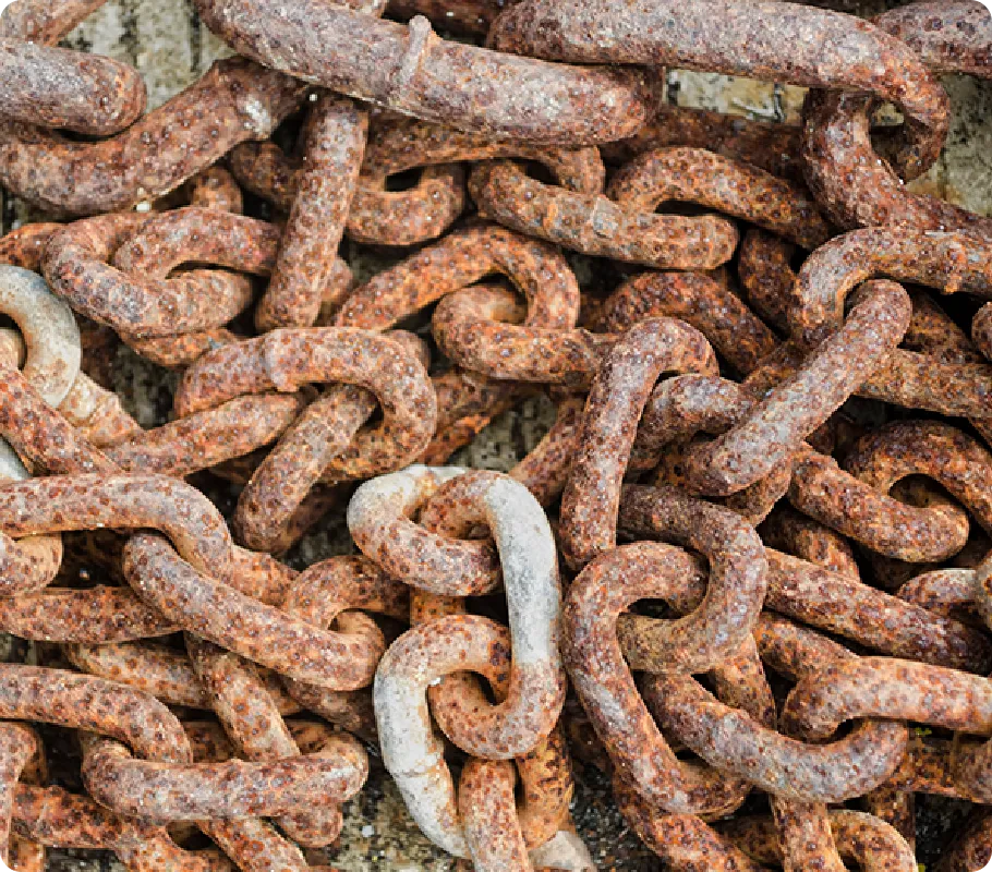 腐食しているチェーンの画像