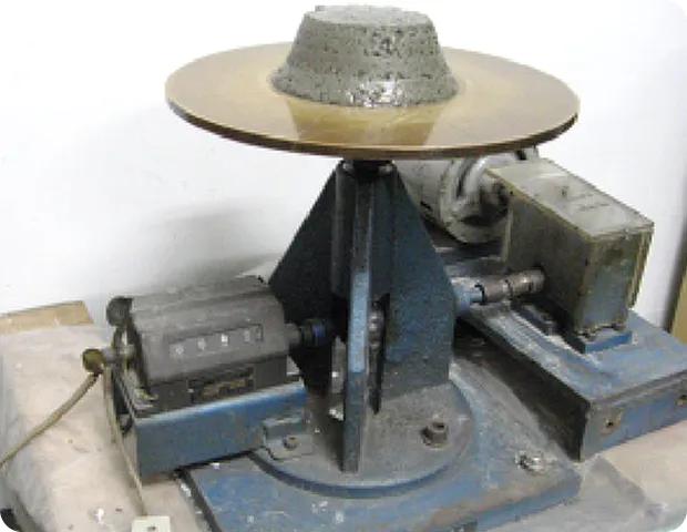 液状化物質運送許容水分値測定の様子1